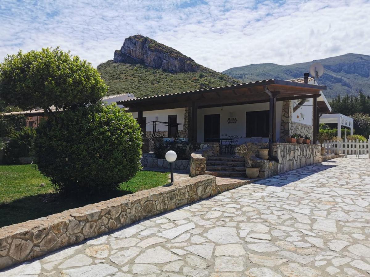 Villa Hibiscus كاستيلاّماري ديل غو المظهر الخارجي الصورة