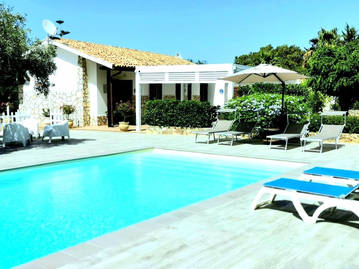 Villa Hibiscus كاستيلاّماري ديل غو المظهر الخارجي الصورة