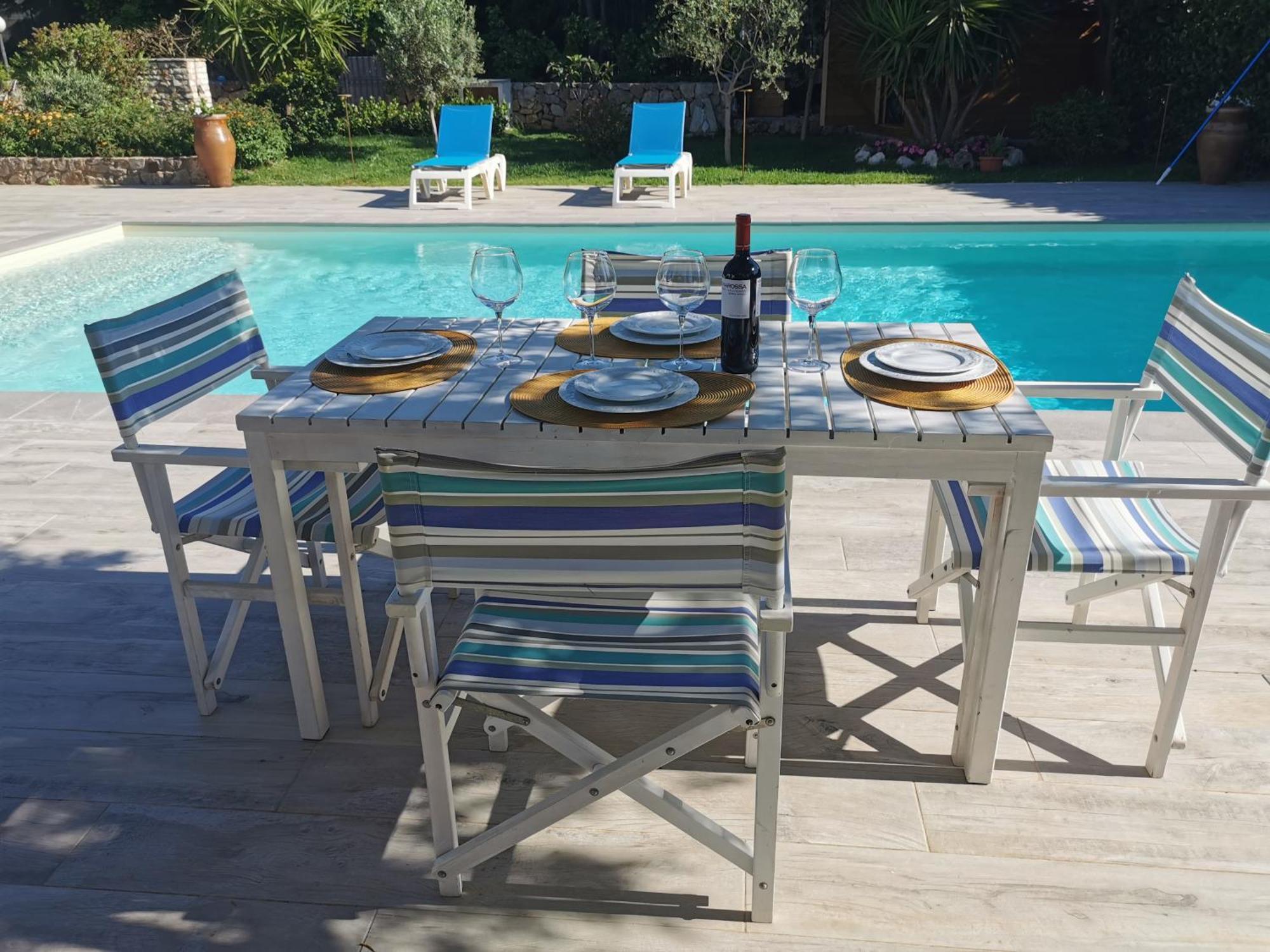 Villa Hibiscus كاستيلاّماري ديل غو المظهر الخارجي الصورة