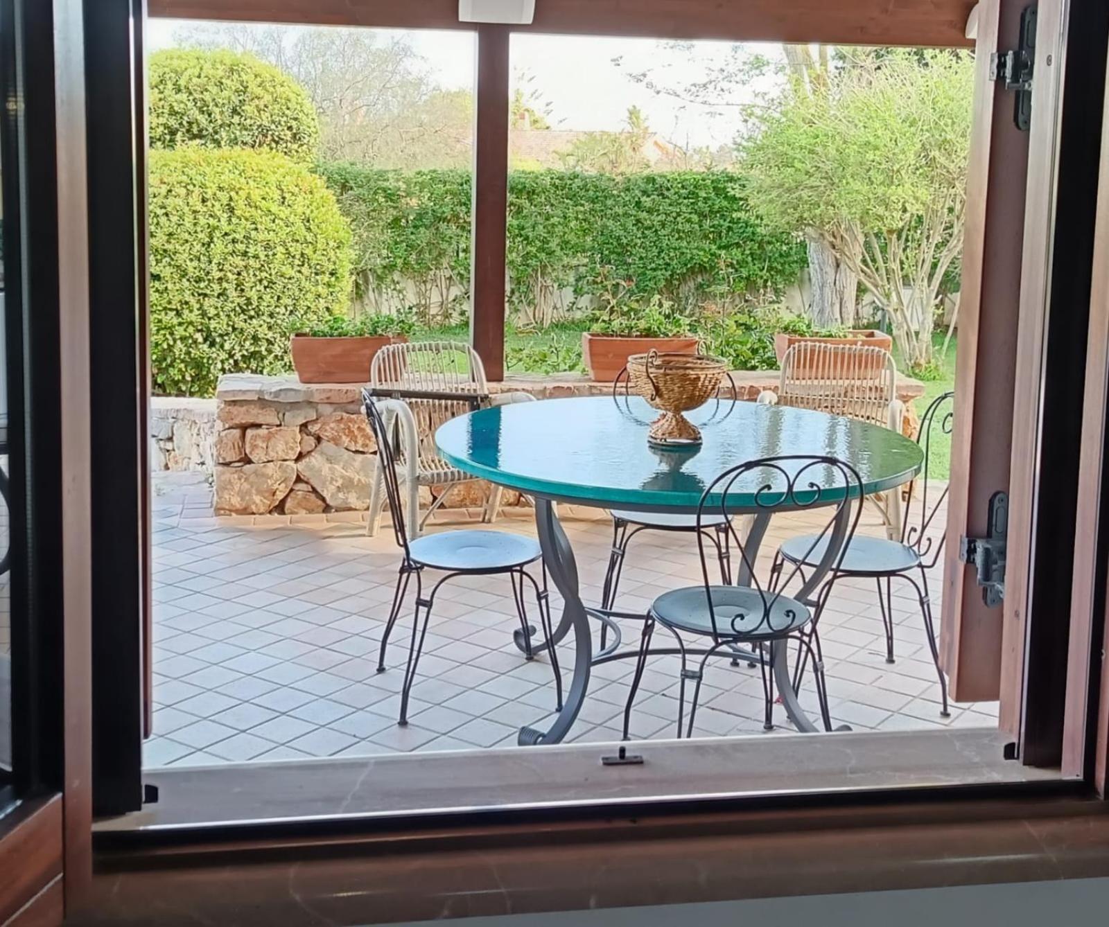 Villa Hibiscus كاستيلاّماري ديل غو المظهر الخارجي الصورة